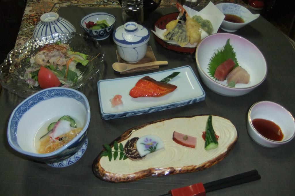 Omiya Ryokan Hakone Exteriör bild